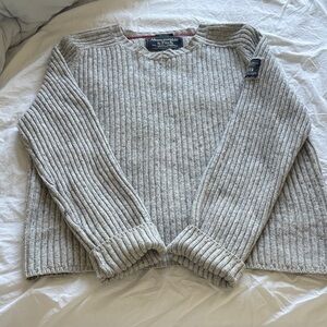 Abercrombie and Fitch men’s muscle sweater